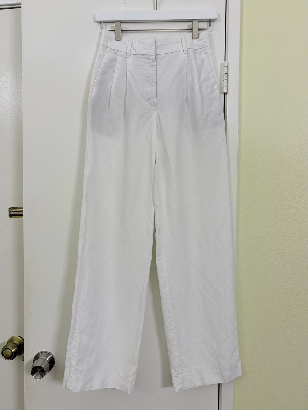 Aritzia The Effortless Pant White Linen Lyocell Pleated Wide Leg Pants Size 0